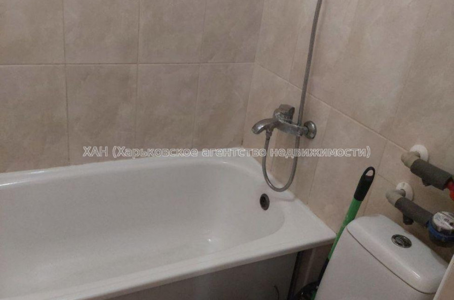 Продам квартиру, Щукина ул. , 1 кім., 20.80 м², косметический ремонт 