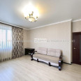 Продам квартиру, Науки просп. , 3  ком., 90 м², авторский дизайн 