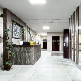 Продам квартиру, Науки просп. , 2 кім., 67 м², евроремонт