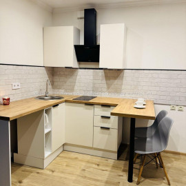 Продам квартиру, Льва Ландау просп. , 1  ком., 36 м², евроремонт