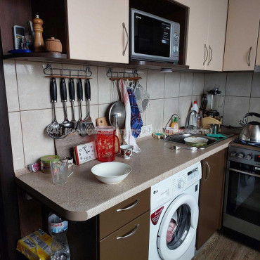 Продам квартиру, Дмитрия Коцюбайло ул. , 2 кім., 45 м², капитальный ремонт 