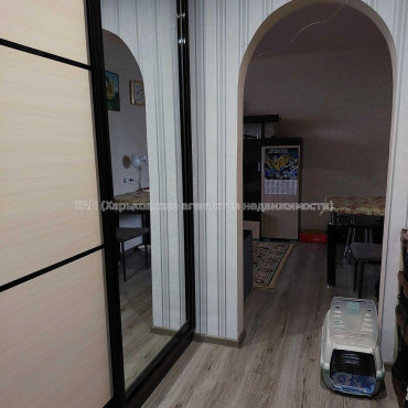 Продам квартиру, Дмитрия Коцюбайло ул. , 2 кім., 45 м², капитальный ремонт 