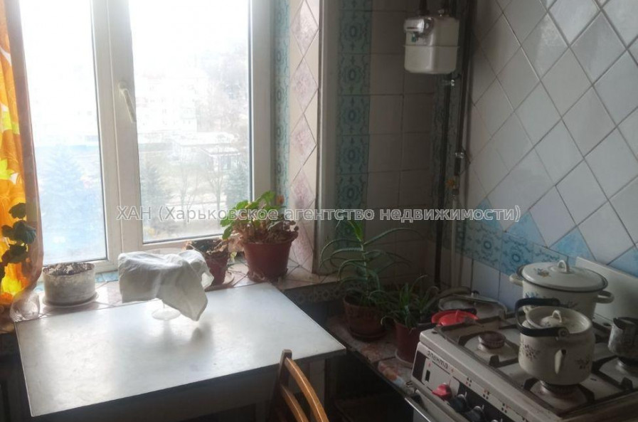 Продам квартиру, Индустриальный просп. , 2  ком., 54 м², без ремонта 