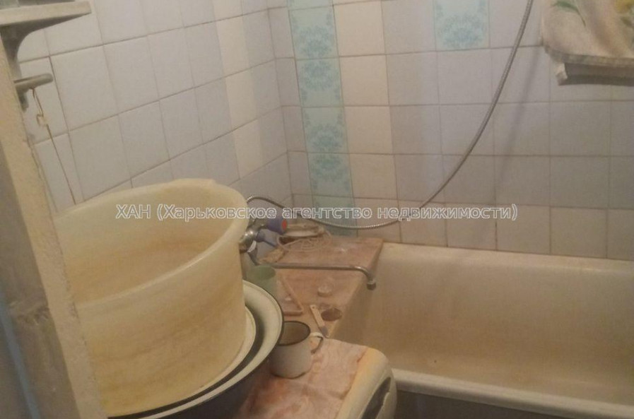 Продам квартиру, Индустриальный просп. , 2  ком., 54 м², без ремонта 