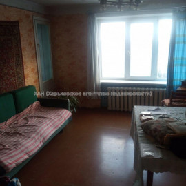 Продам квартиру, Индустриальный просп. , 2  ком., 54 м², без ремонта