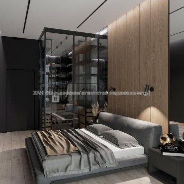 Продам квартиру, Банный пер. , 3  ком., 130 м², частичный ремонт 