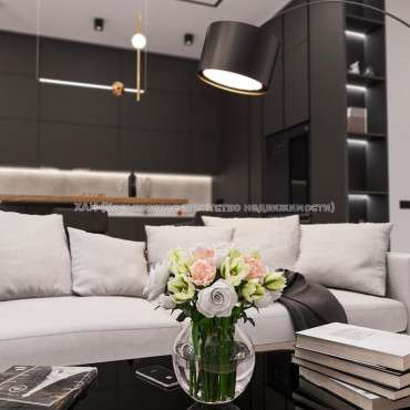 Продам квартиру, Банный пер. , 3  ком., 130 м², частичный ремонт 