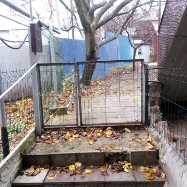 Продам квартиру, Гиевская ул. , 3  ком., 60 м², советский ремонт 