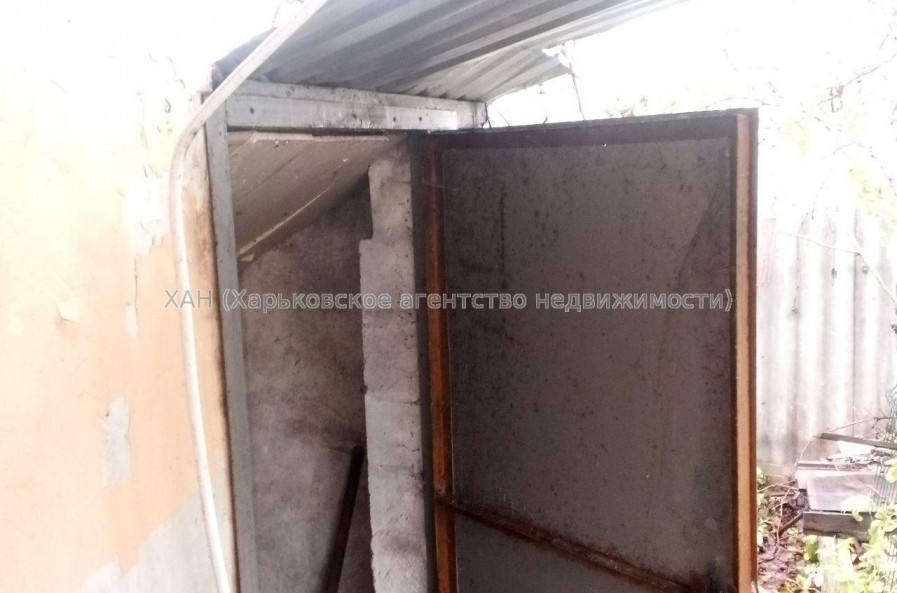 Продам квартиру, Гиевская ул. , 3  ком., 60 м², советский ремонт 