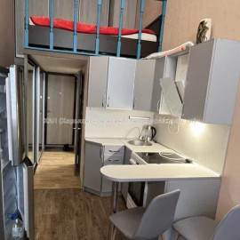 Продам квартиру, Шевченковский пер. , 1  ком., 18.20 м², евроремонт