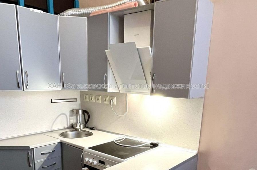 Продам квартиру, Шевченковский пер. , 1 кім., 18.20 м², евроремонт 