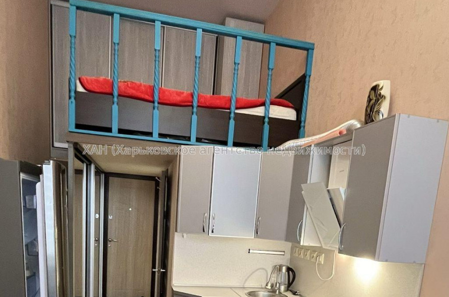 Продам квартиру, Шевченковский пер. , 1 кім., 18.20 м², евроремонт 