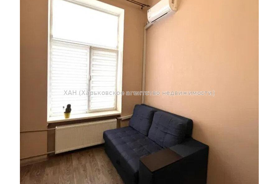 Продам квартиру, Шевченковский пер. , 1 кім., 18.20 м², евроремонт 