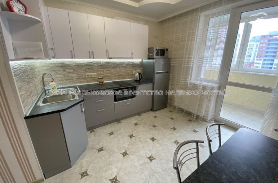 Сдам квартиру, Лисаветинская ул. , 1  ком., 42 м², авторский дизайн 