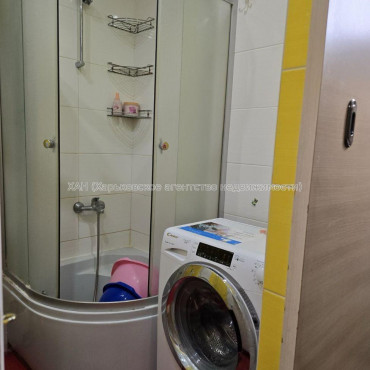 Здам квартиру, Победы просп. , 76 , 1 кім., 35 м², капитальный ремонт 