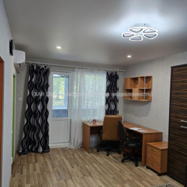 Здам квартиру, Победы просп. , 76 , 1 кім., 35 м², капитальный ремонт