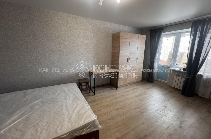 Здам квартиру, Науки просп. , 39 , 1 кім., 33 м², капитальный ремонт 