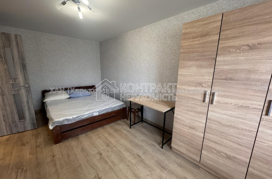 Здам квартиру, Науки просп. , 39 , 1 кім., 33 м², капитальный ремонт 