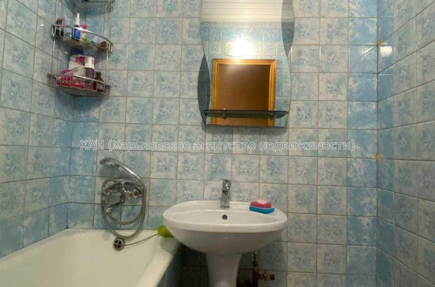 Продам квартиру, Натальи Ужвий ул. , 80 , 3  ком., 71.20 м², косметический ремонт 