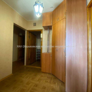 Продам квартиру, Натальи Ужвий ул. , 80 , 3  ком., 71.20 м², косметический ремонт 