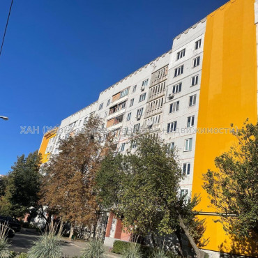 Продам квартиру, Натальи Ужвий ул. , 80 , 3  ком., 71.20 м², косметический ремонт 