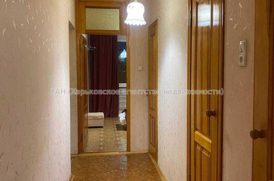 Продам квартиру, Натальи Ужвий ул. , 80 , 3  ком., 71.20 м², косметический ремонт 