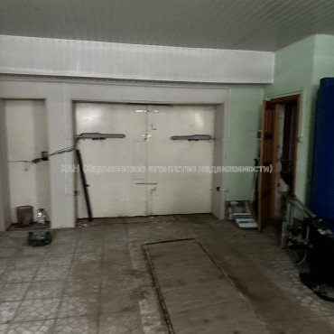 Продам дом, Бассейная ул. , 328 м², 15 сот., косметический ремонт 