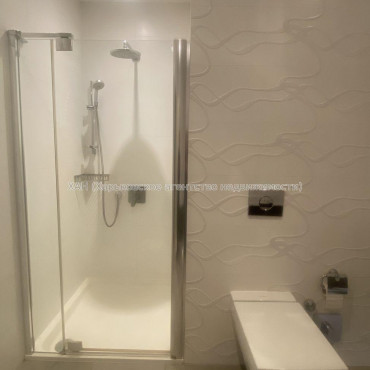 Продам квартиру, Ляпунова ул. , 1  ком., 135 м², авторский дизайн 