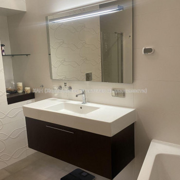 Продам квартиру, Ляпунова ул. , 3 кім., 135 м², авторский дизайн 