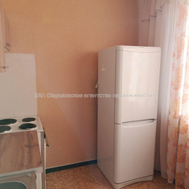 Продам квартиру, Болградская ул. , 1  ком., 40 м², советский ремонт 