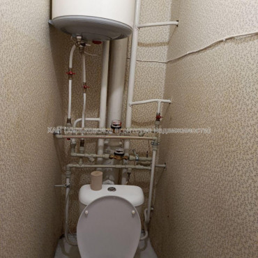 Продам квартиру, Болградская ул. , 1  ком., 40 м², советский ремонт 