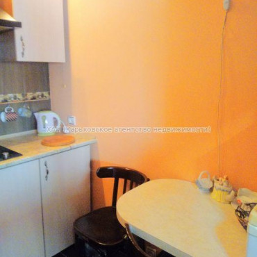 Сдам квартиру, Полтавский Шлях ул. , 2  ком., 42 м², авторский дизайн 