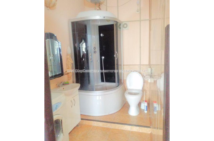 Сдам квартиру, Полтавский Шлях ул. , 2  ком., 42 м², авторский дизайн 