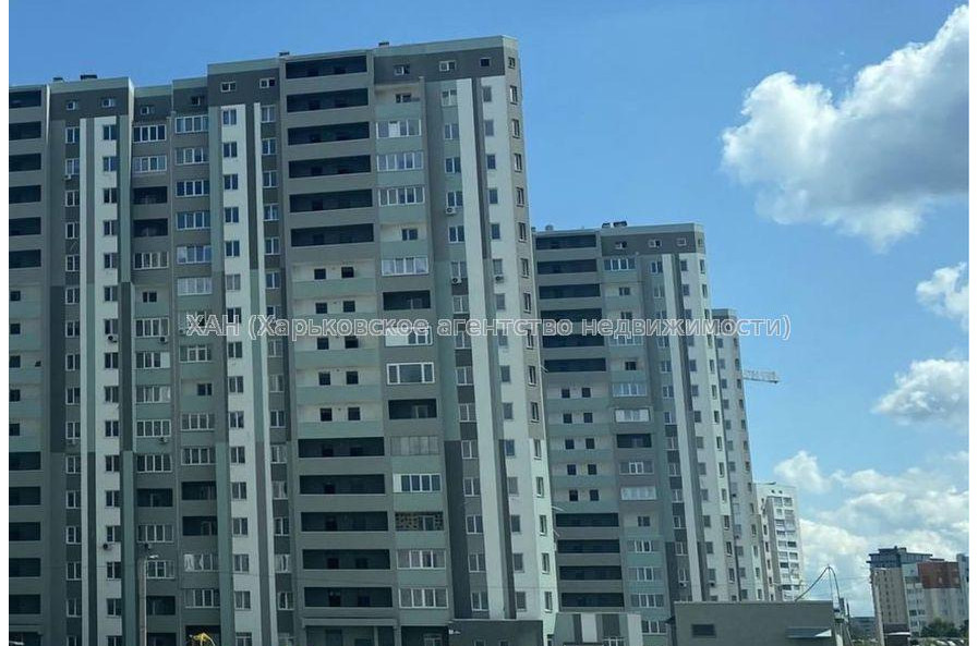 Продам квартиру, 1 кім., 43.22 м², без внутренних работ 