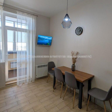 Продам квартиру, Салтовское шоссе , 1  ком., 44.60 м², евроремонт 