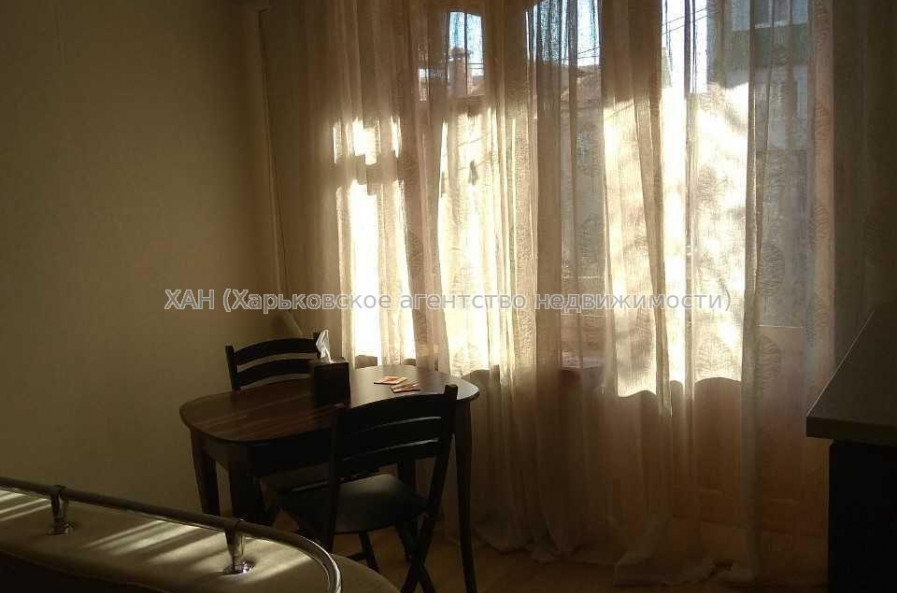 Продам квартиру, Благовещенская ул. , 2 кім., 43.30 м², косметический ремонт 