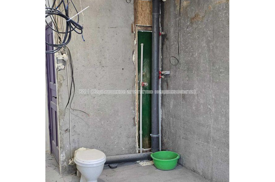 Продам квартиру, Гвардейцев Широнинцев ул. , 3 кім., 67 м², без отделочных работ 