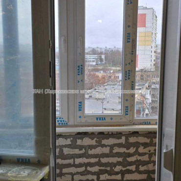 Продам квартиру, Гвардейцев Широнинцев ул. , 3 кім., 67 м², без отделочных работ 