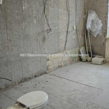 Продам квартиру, Гвардейцев Широнинцев ул. , 3 кім., 67 м², без отделочных работ 