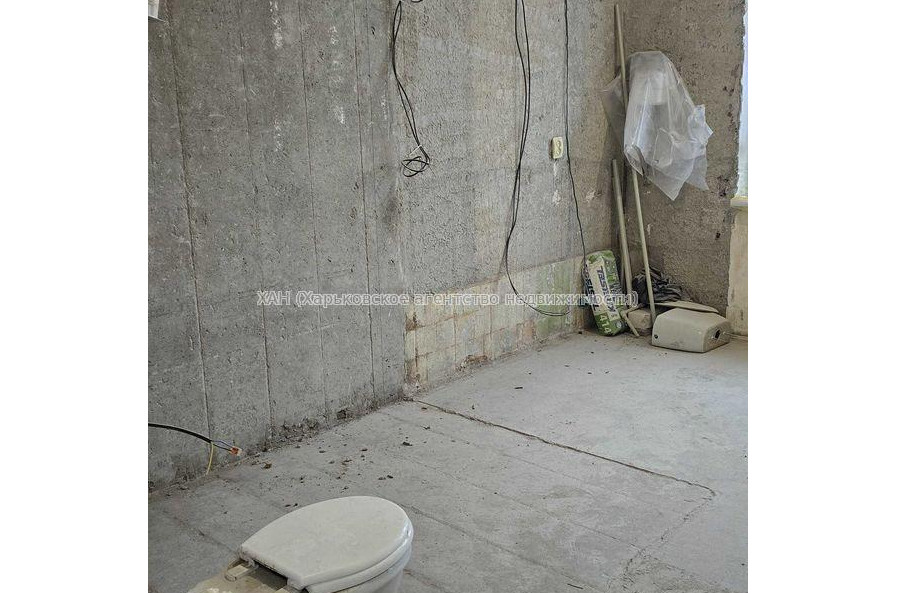 Продам квартиру, Гвардейцев Широнинцев ул. , 3 кім., 67 м², без отделочных работ 