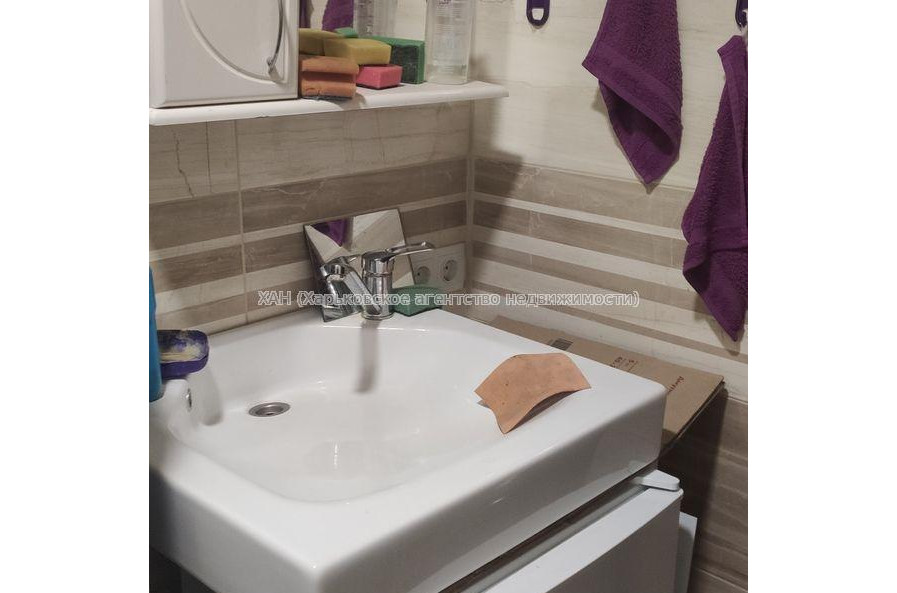 Продам квартиру, Одесская ул. , 1 кім., 25 м², капитальный ремонт 