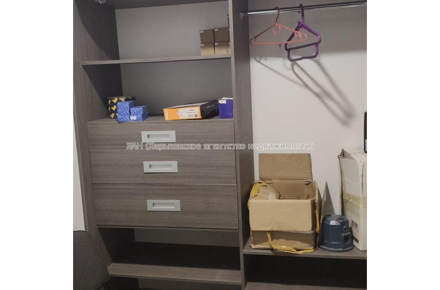 Продам квартиру, Одесская ул. , 1 кім., 25 м², капитальный ремонт 