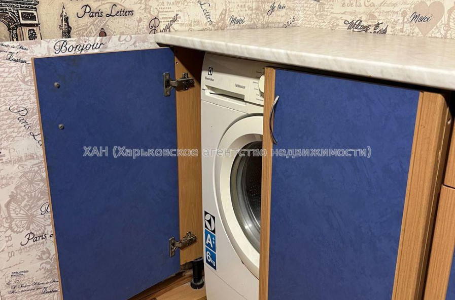 Продам квартиру, Кошкина ул. , 1  ком., 12 м², капитальный ремонт 