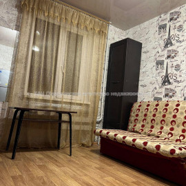 Продам квартиру, Кошкина ул. , 1 кім., 12 м², капитальный ремонт