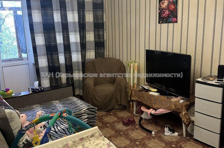 Продам квартиру, Полтавский Шлях ул. , 4 кім., 69 м², косметический ремонт 