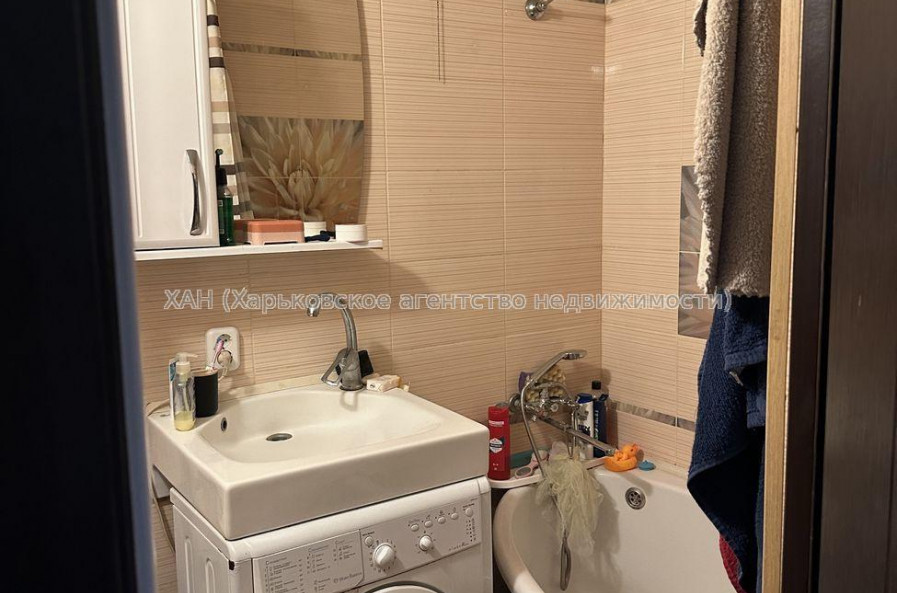 Продам квартиру, Полтавский Шлях ул. , 4 кім., 69 м², косметический ремонт 