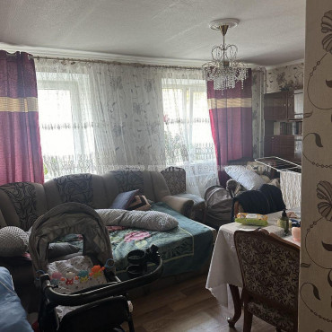 Продам квартиру, Полтавский Шлях ул. , 4 кім., 69 м², косметический ремонт 