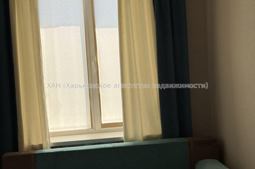 Продам квартиру, Академиков Ахиезеров ул. , 1  ком., 19 м², евроремонт 