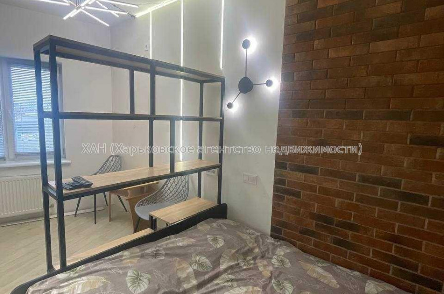 Сдам квартиру, Хмельницкого Богдана ул. , 1  ком., 33 м², авторский дизайн 