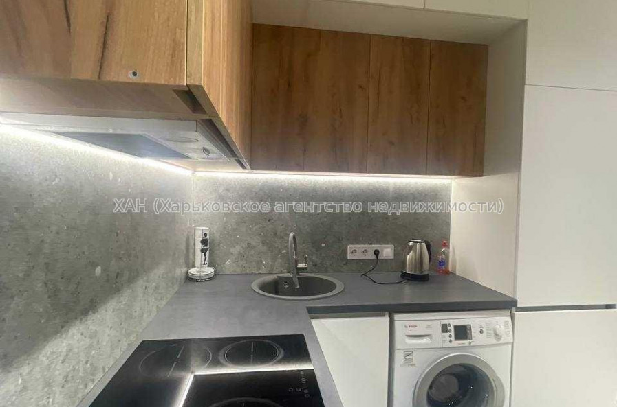 Сдам квартиру, Хмельницкого Богдана ул. , 1  ком., 33 м², авторский дизайн 